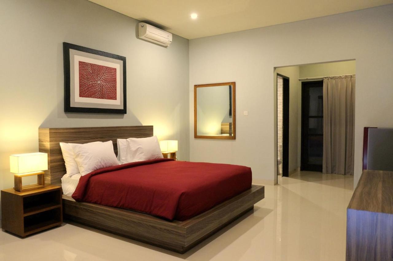 The New Moon Seminyak Exterior foto