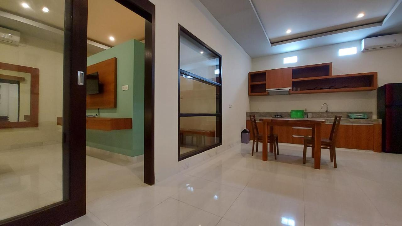 The New Moon Seminyak Exterior foto