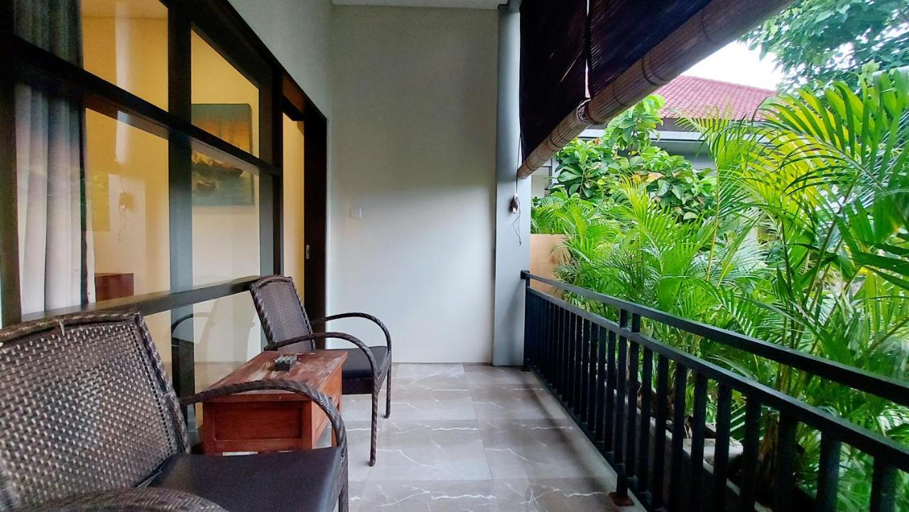 The New Moon Seminyak Exterior foto